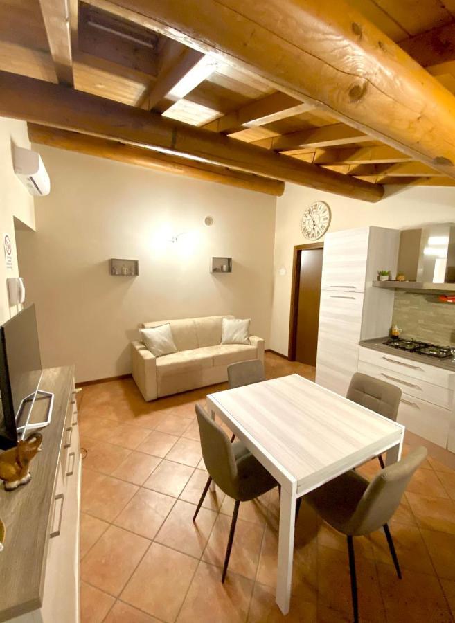 Casa Vacanze Raggio Di Sole Apartment Valeggio sul Mincio Exterior photo